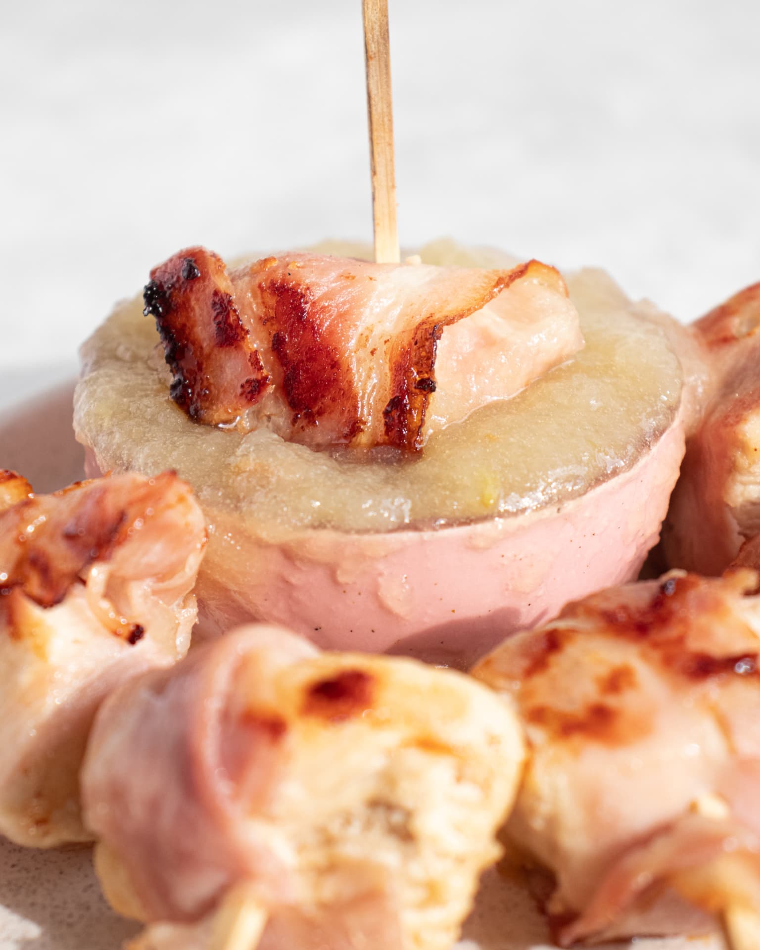 Pinchos de Pollo y Panceta